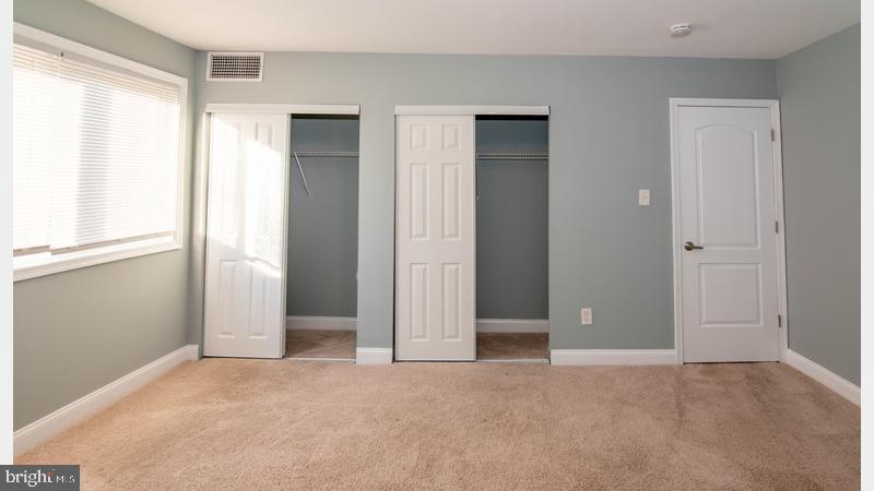 HUNTCREST CONDOMINIUM - Residential