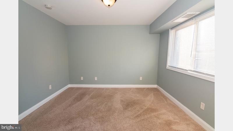 HUNTCREST CONDOMINIUM - Residential