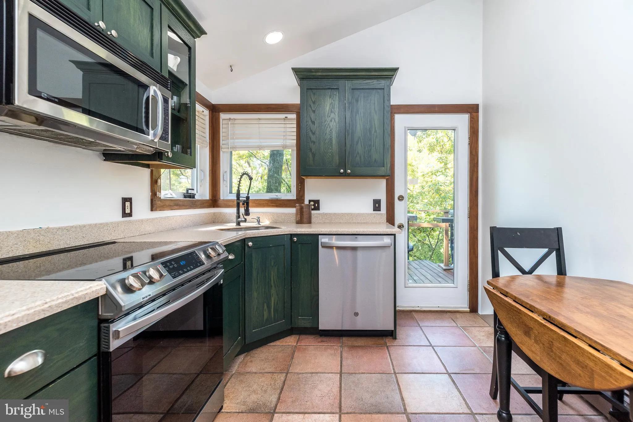 Furlong, Pennsylvania 18925, United States, 1 Bedroom Bedrooms, ,2 BathroomsBathrooms,Residential,Pending,205320