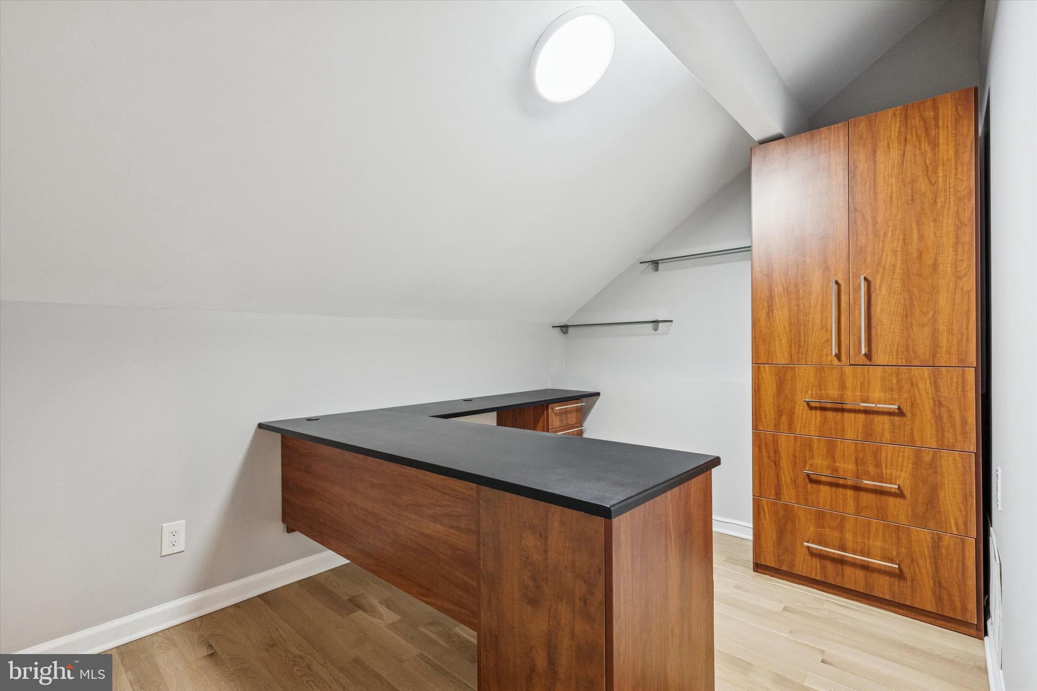 WINDYBUSH - Residential Lease