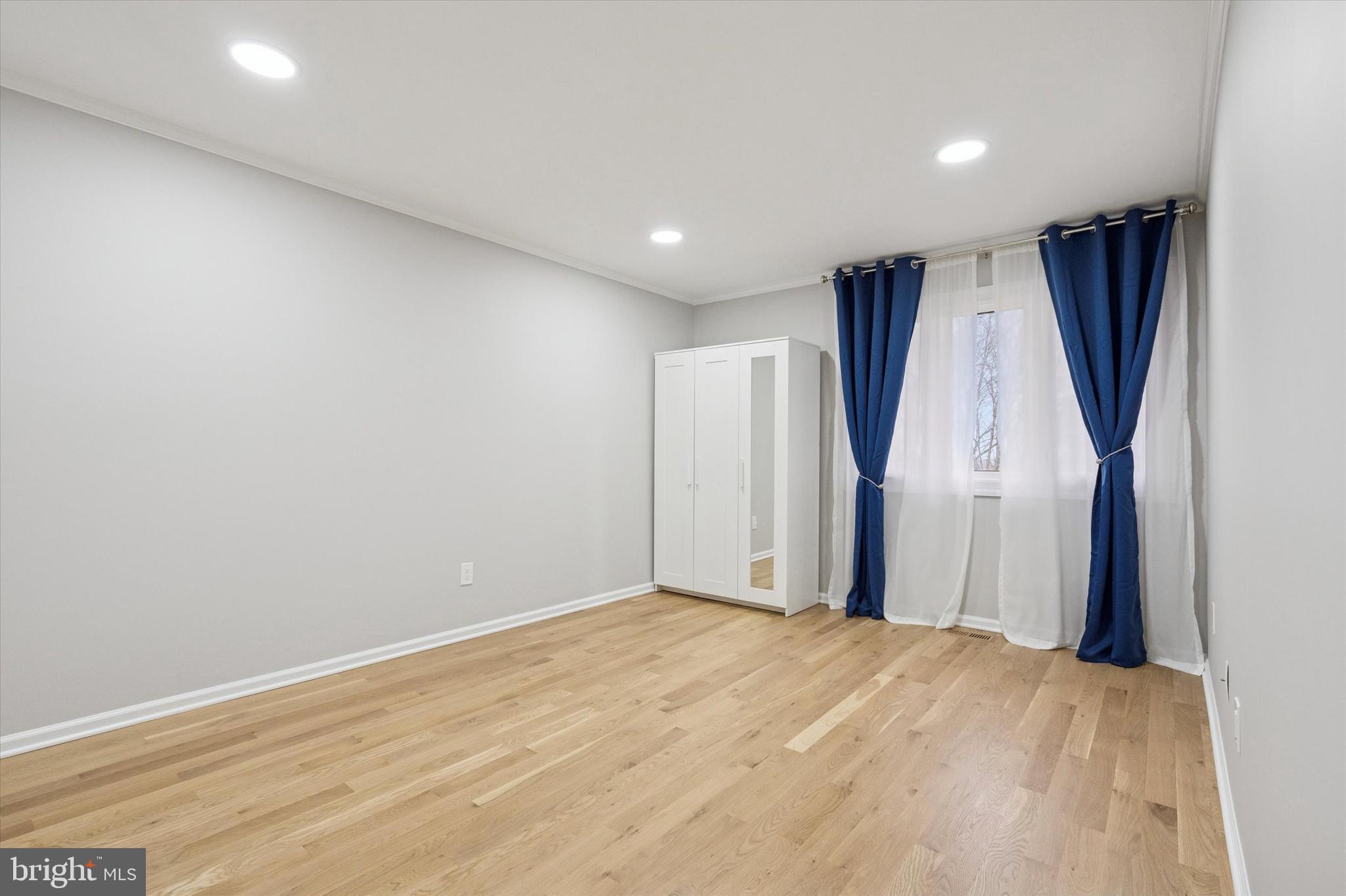 WINDYBUSH - Residential Lease