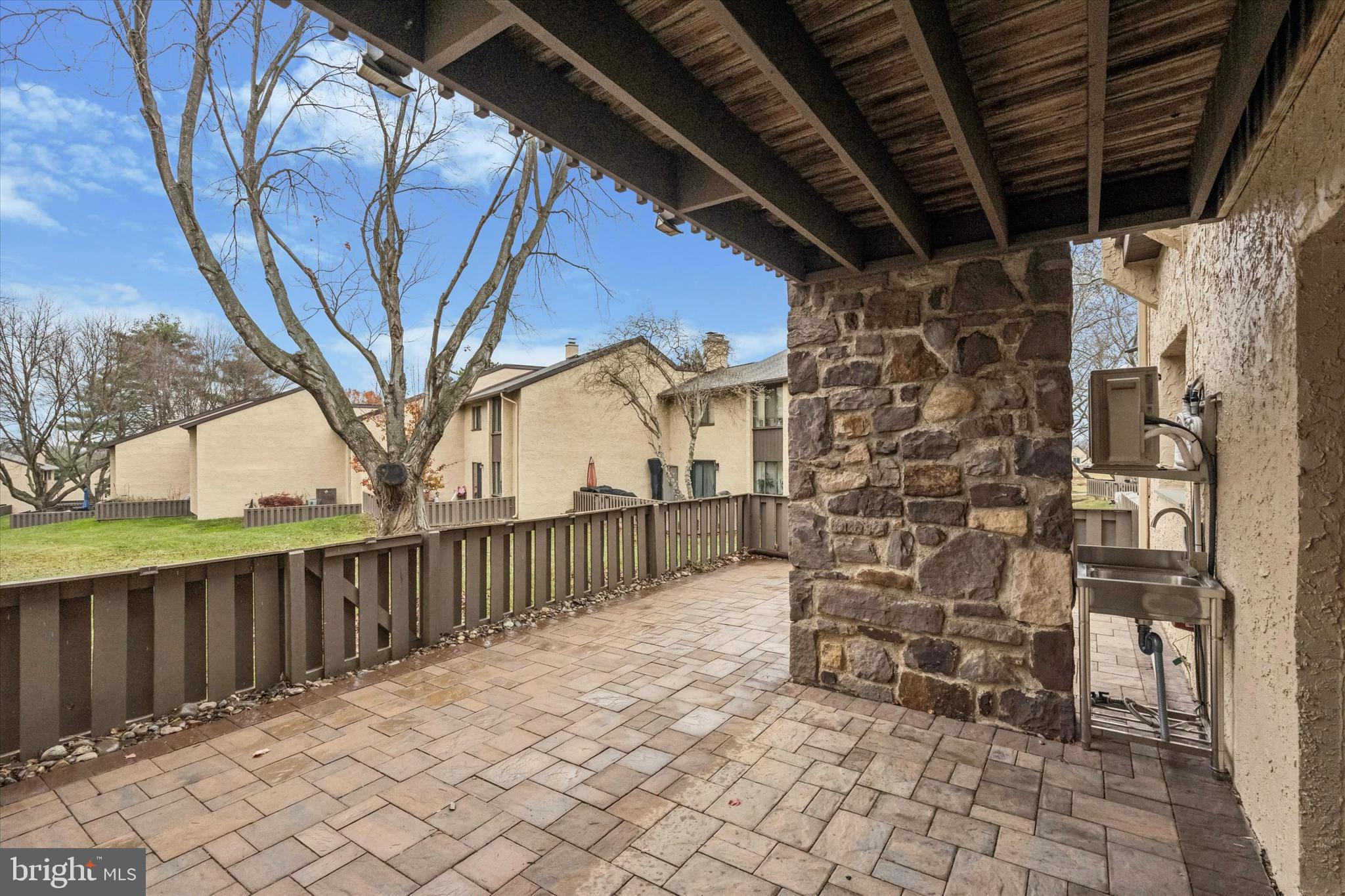 WINDYBUSH - Residential Lease