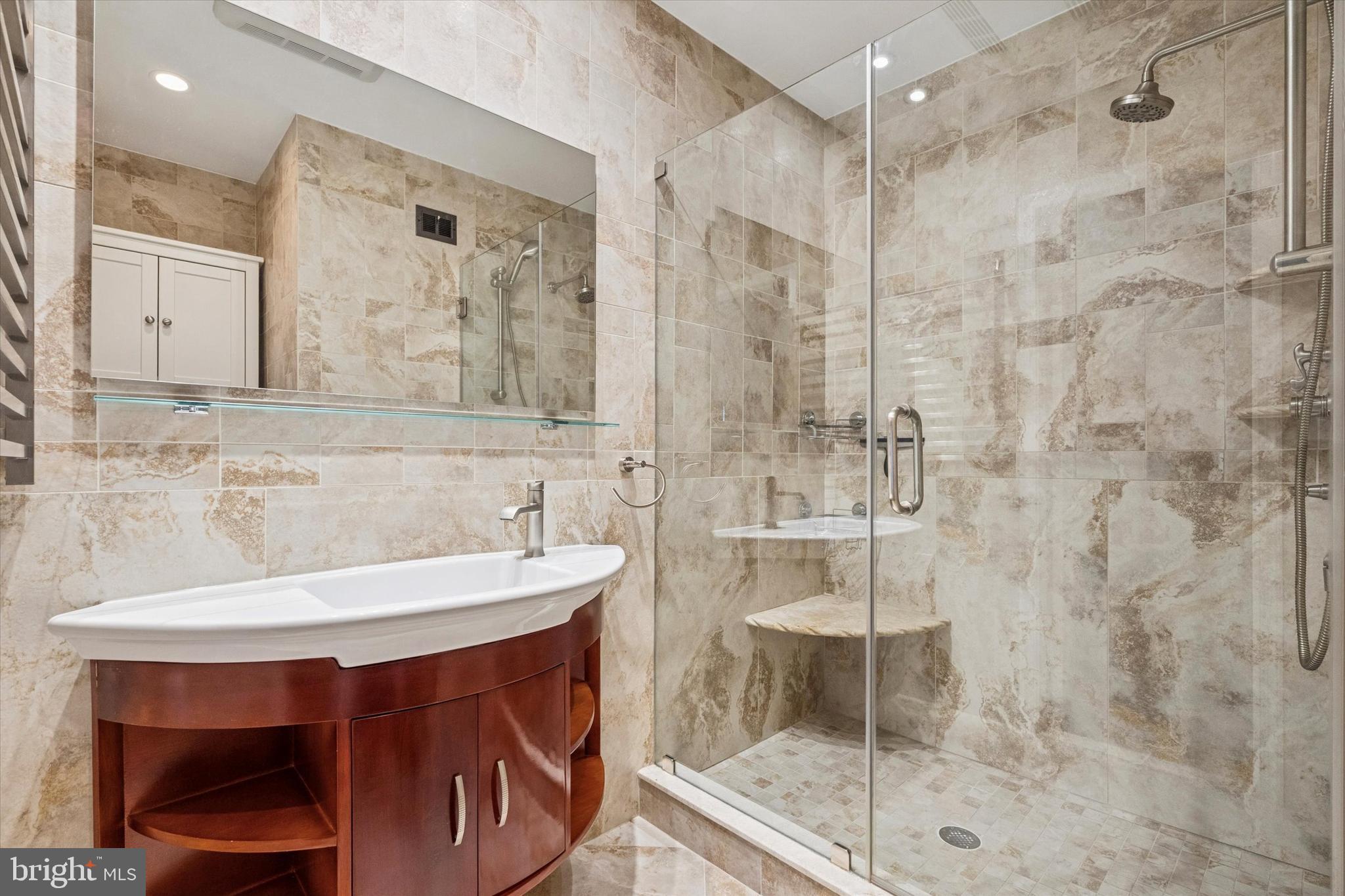 WINDYBUSH - Residential Lease