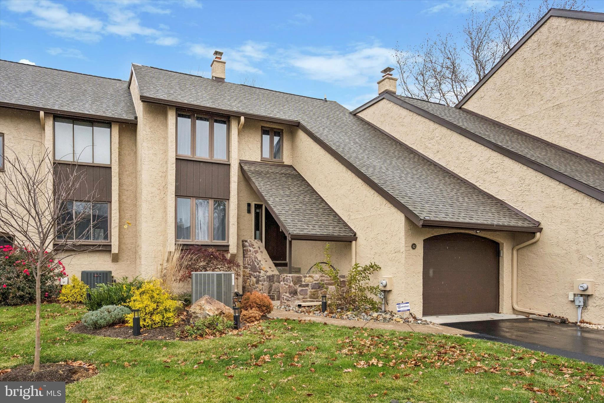 WINDYBUSH - Residential Lease