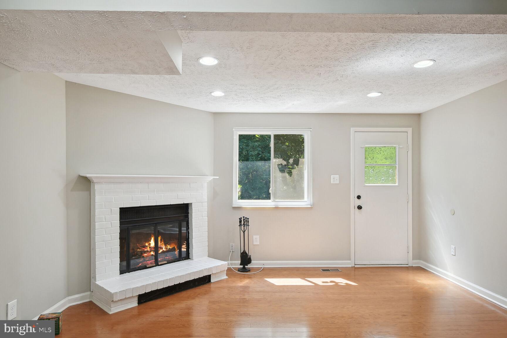 SUGARLAND RUN - Residential