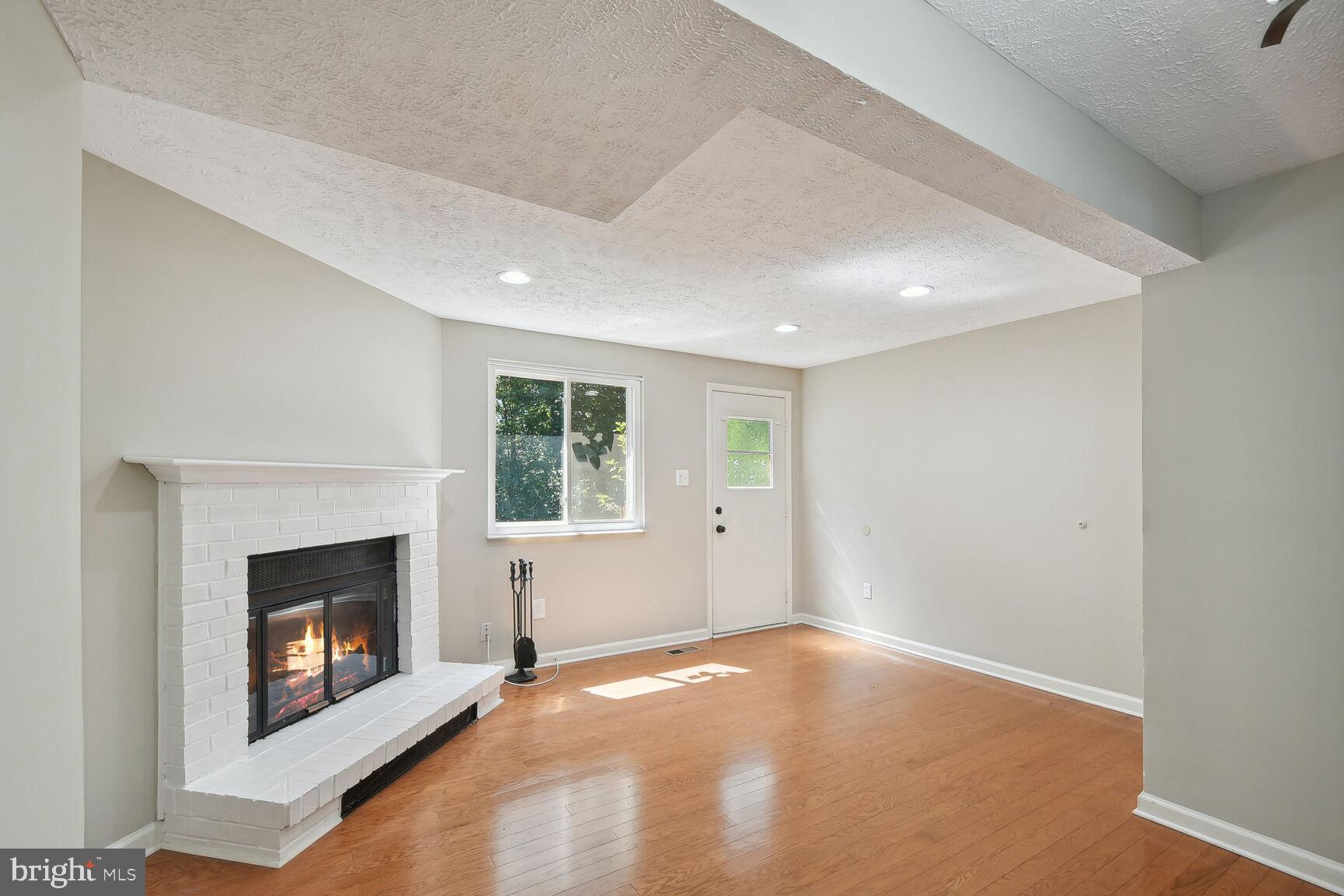 SUGARLAND RUN - Residential