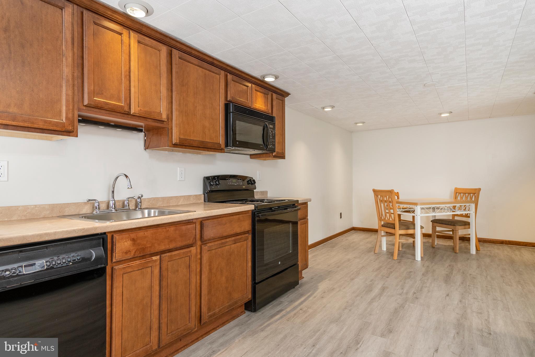 CAMBRIA - Residential