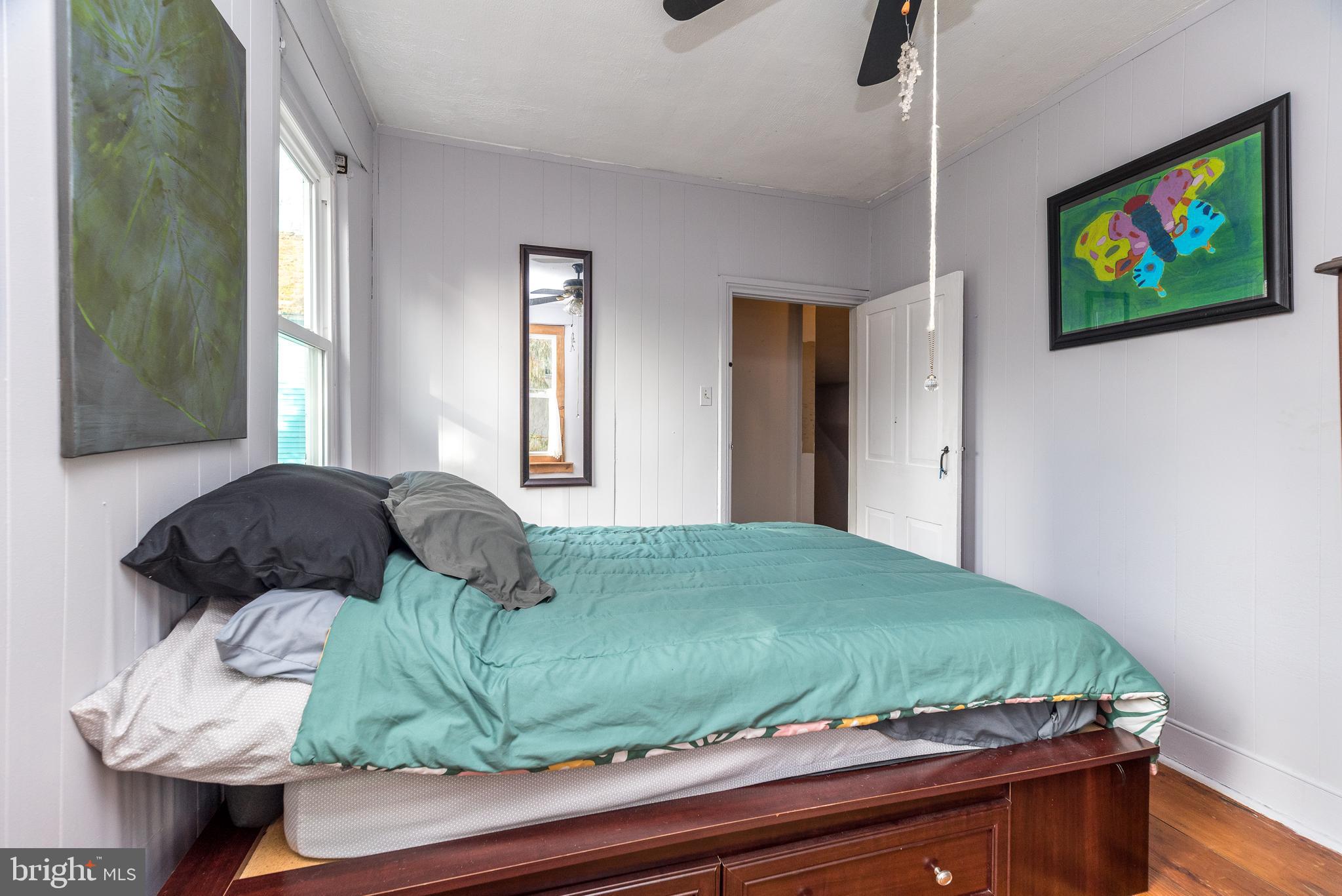 APPLEBACHSVILLE - Residential