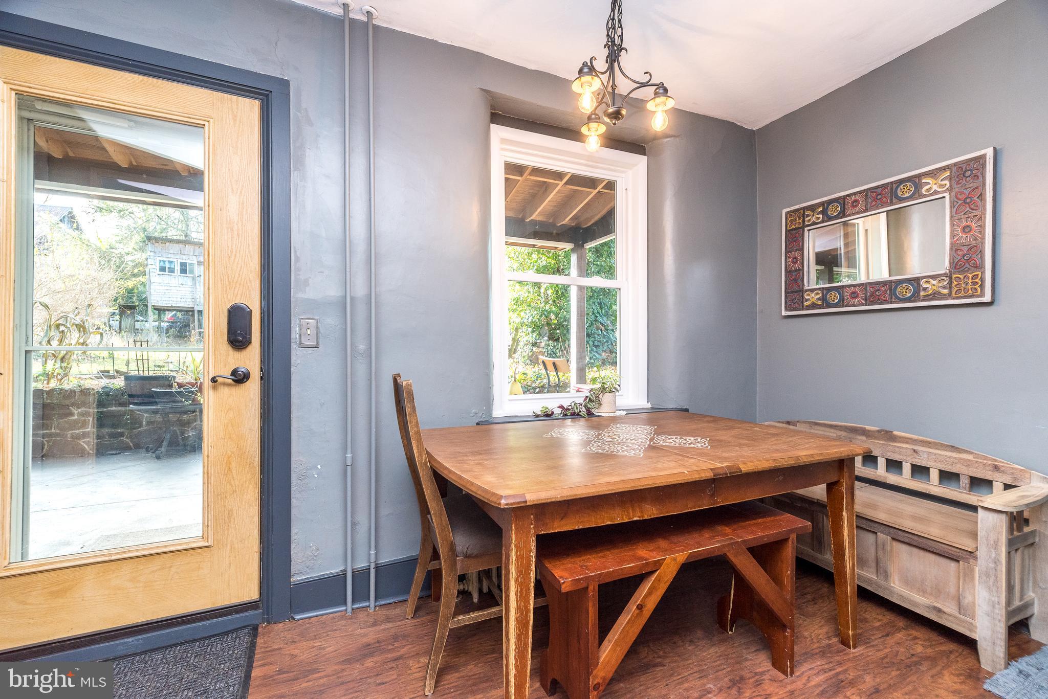 APPLEBACHSVILLE - Residential