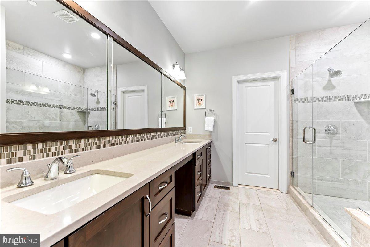 LISETER - Residential