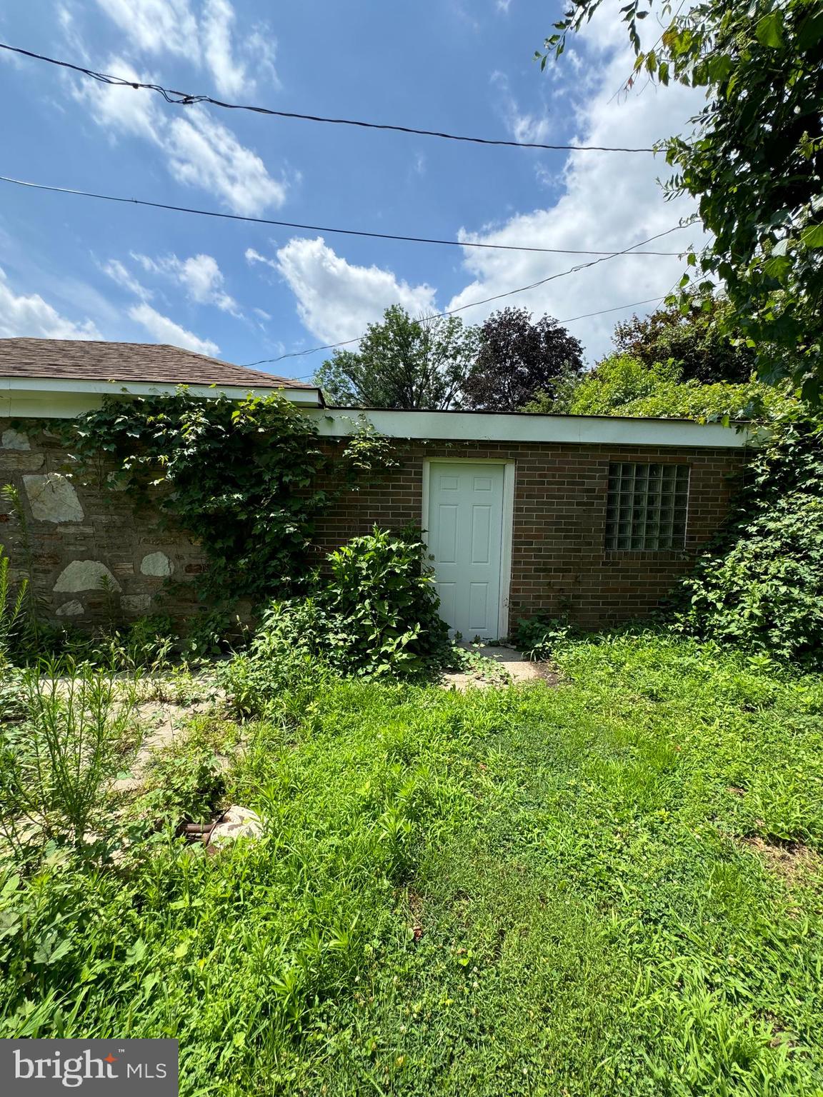 BUSTLETON - Residential Lease