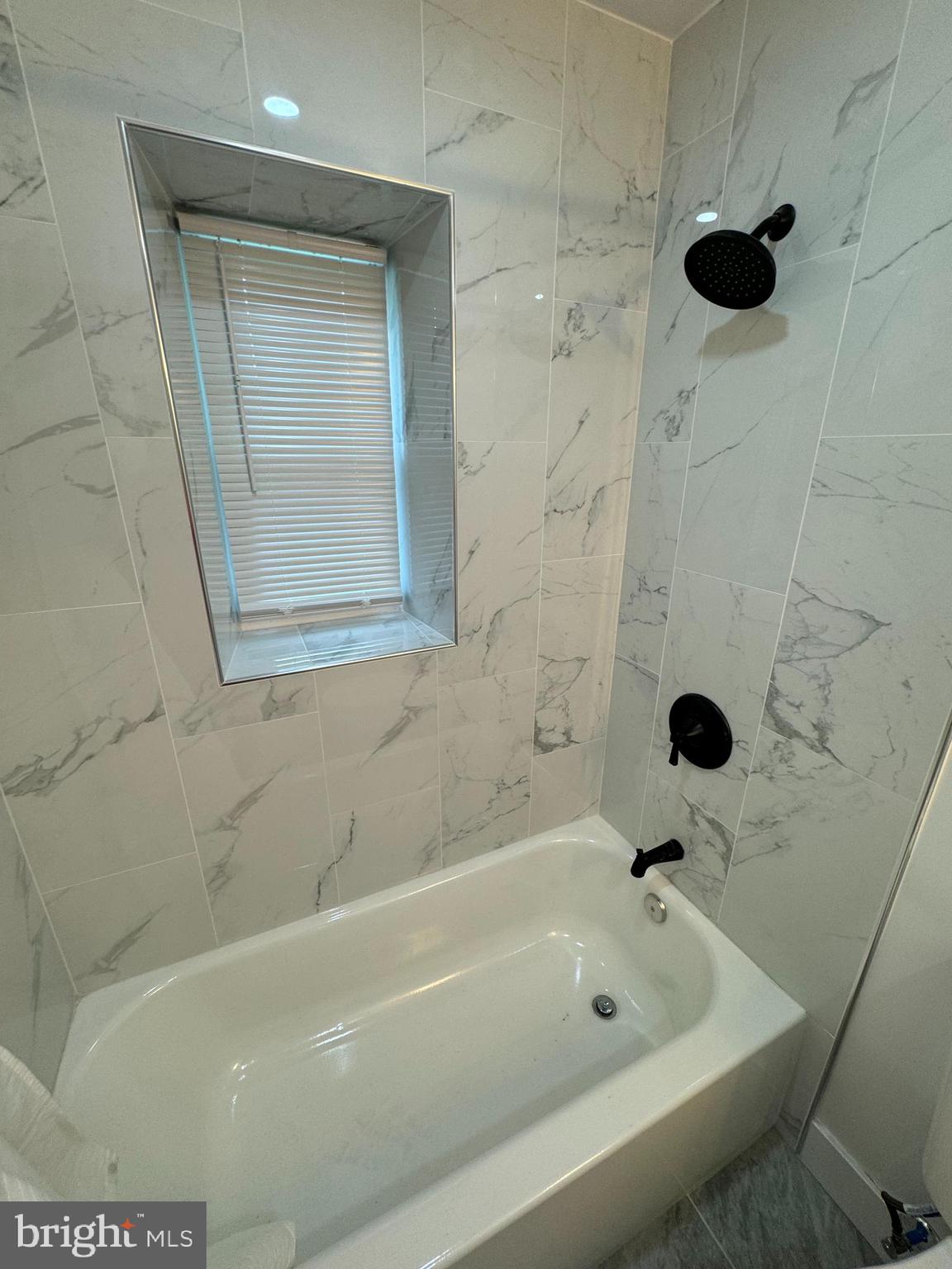 BUSTLETON - Residential Lease