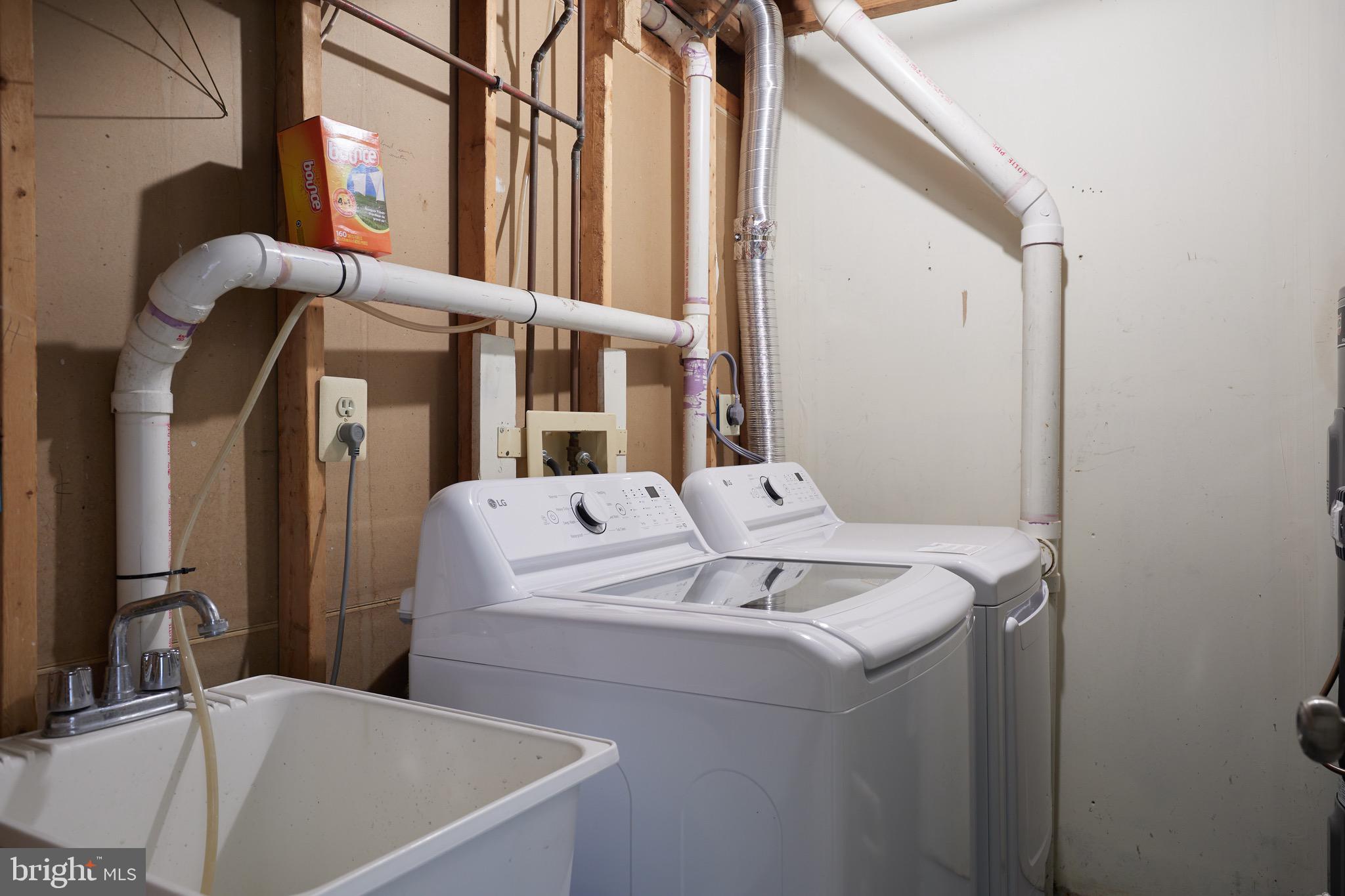 TIVOLI - Residential Lease