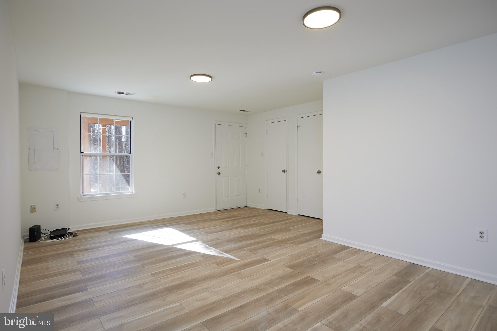 TIVOLI - Residential Lease