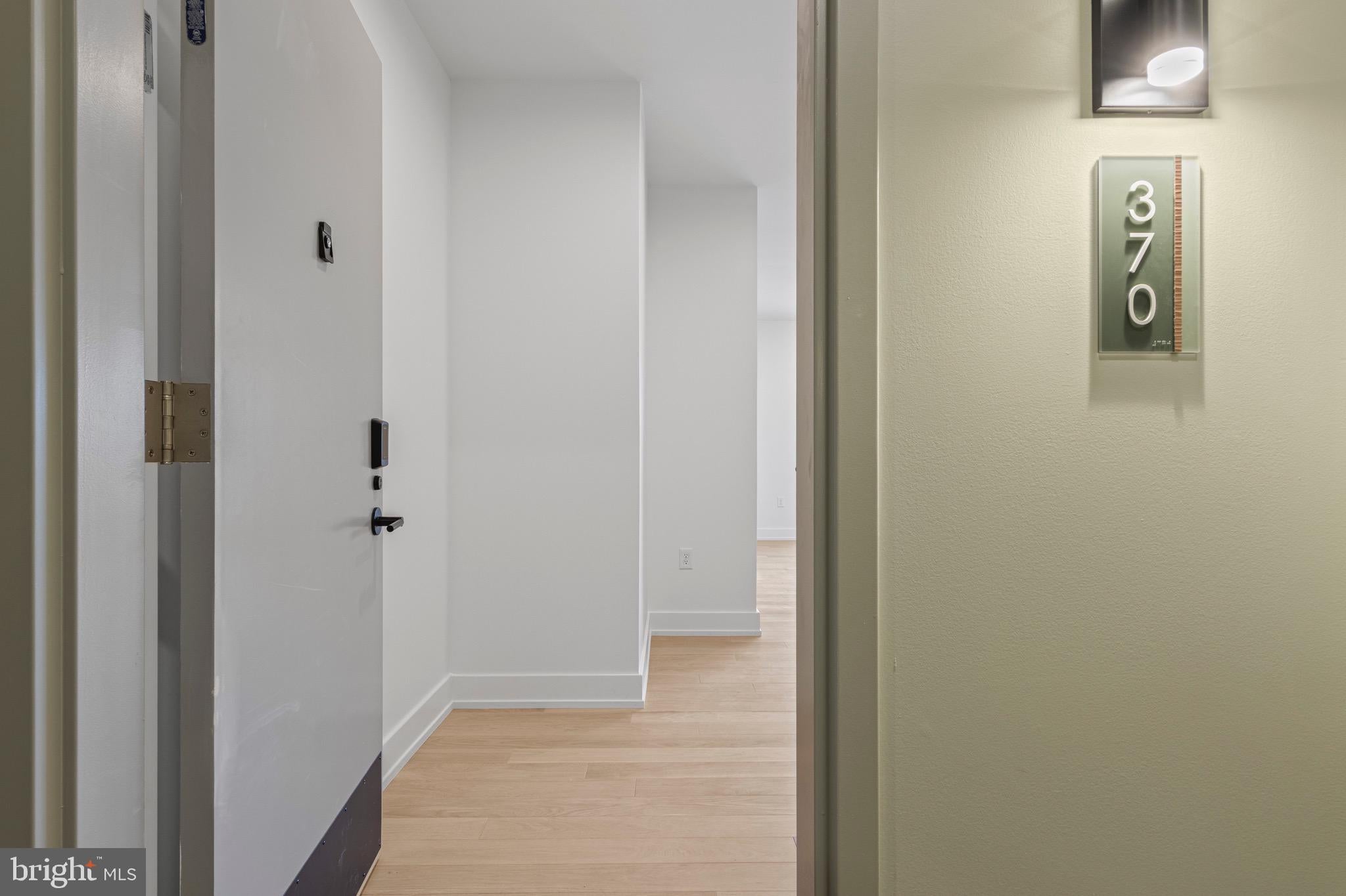 110 PARK AVENUE 370