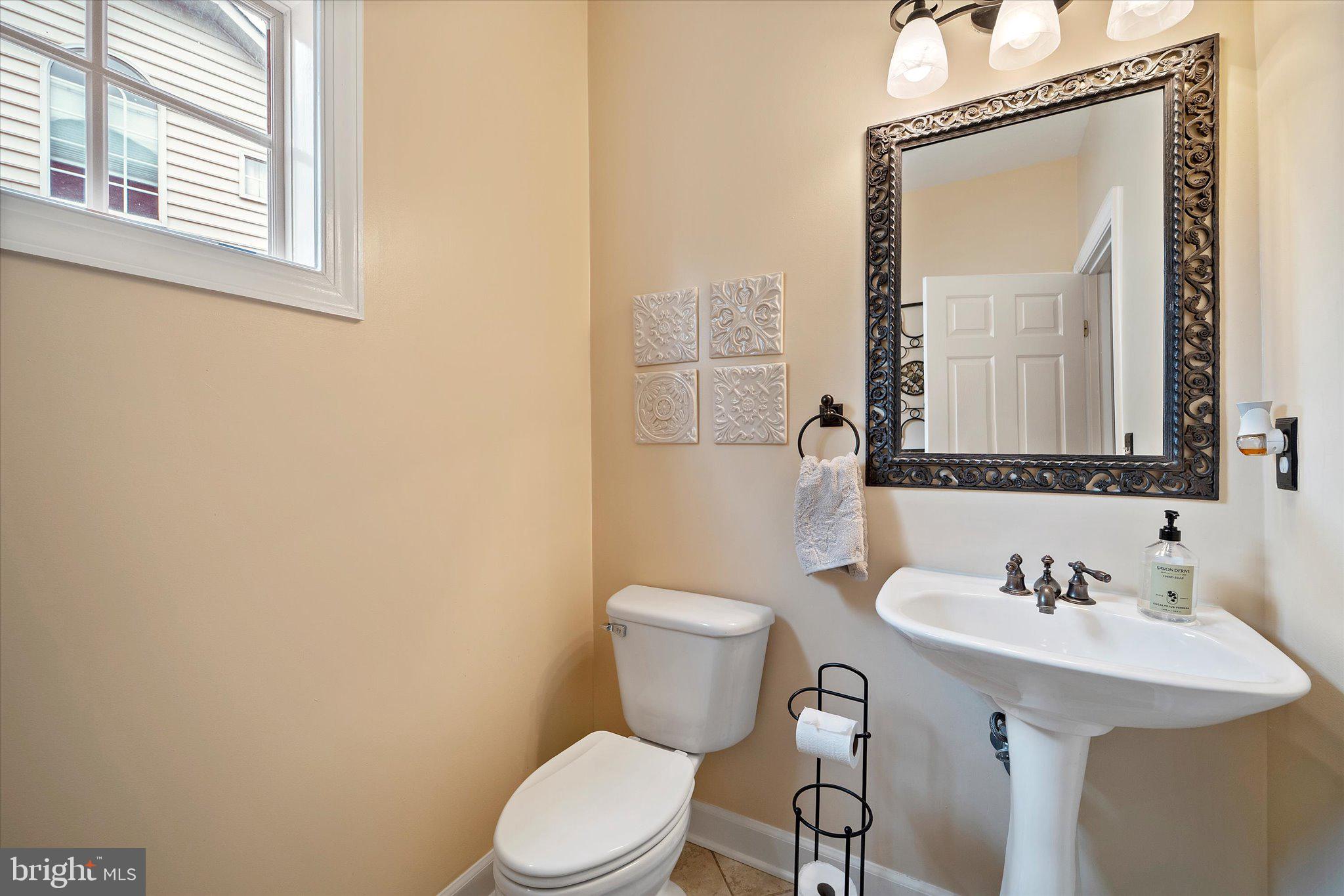 LANSDOWNE ON THE POTOMAC - Residential