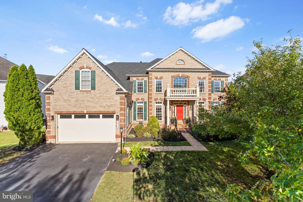Photo of 43146 Scenic Creek Way, LEESBURG, VA 20176 (MLS # VALO2109604)