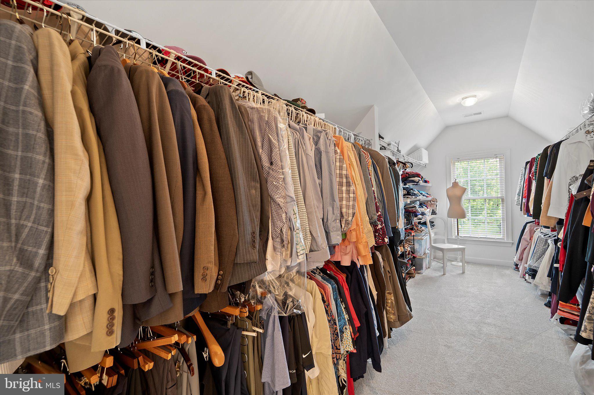 LANSDOWNE ON THE POTOMAC - Residential