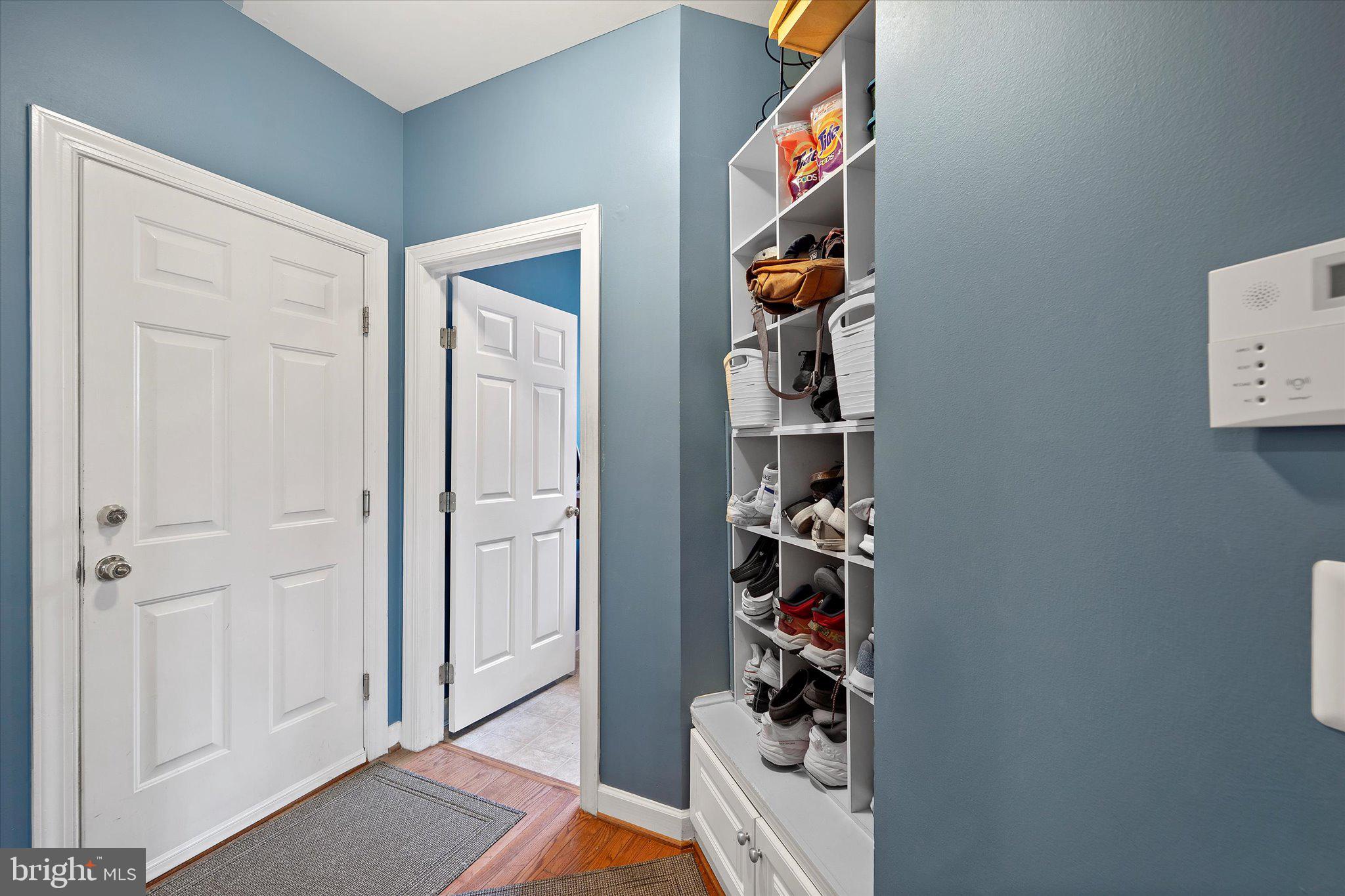 LANSDOWNE ON THE POTOMAC - Residential