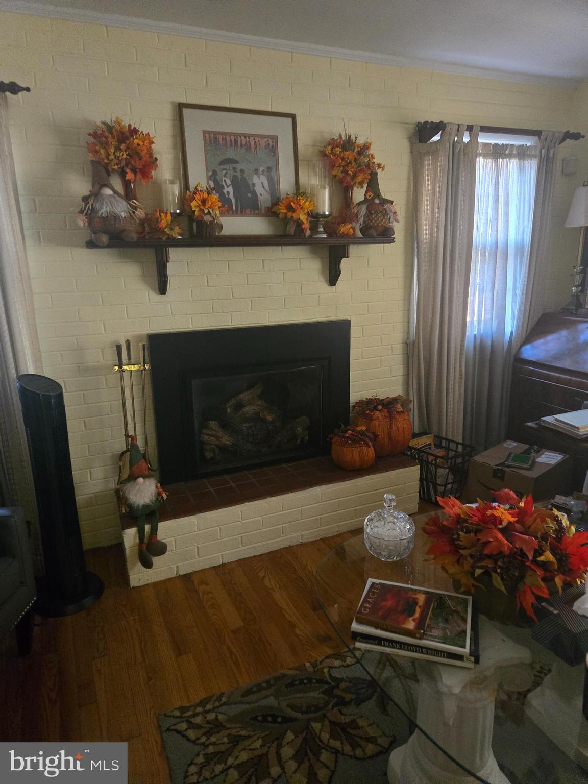 WOODLANE - Residential