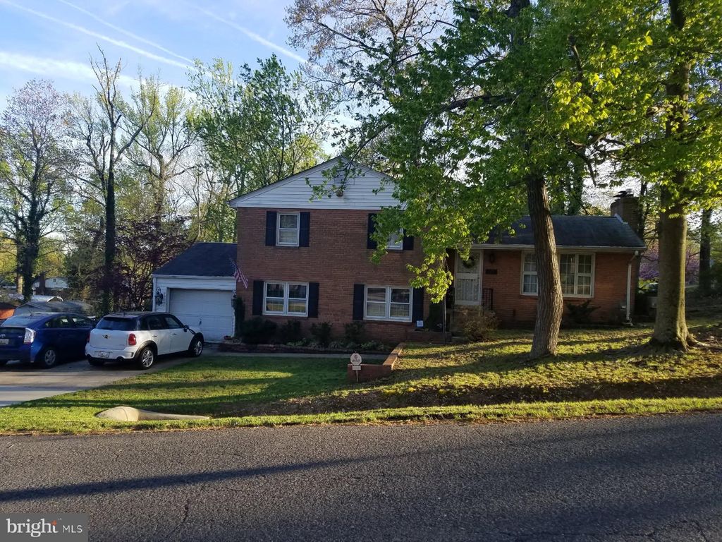 Photo of 5300 Ludlow Drive, TEMPLE HILLS, MD 20748 (MLS # MDPG2179572)