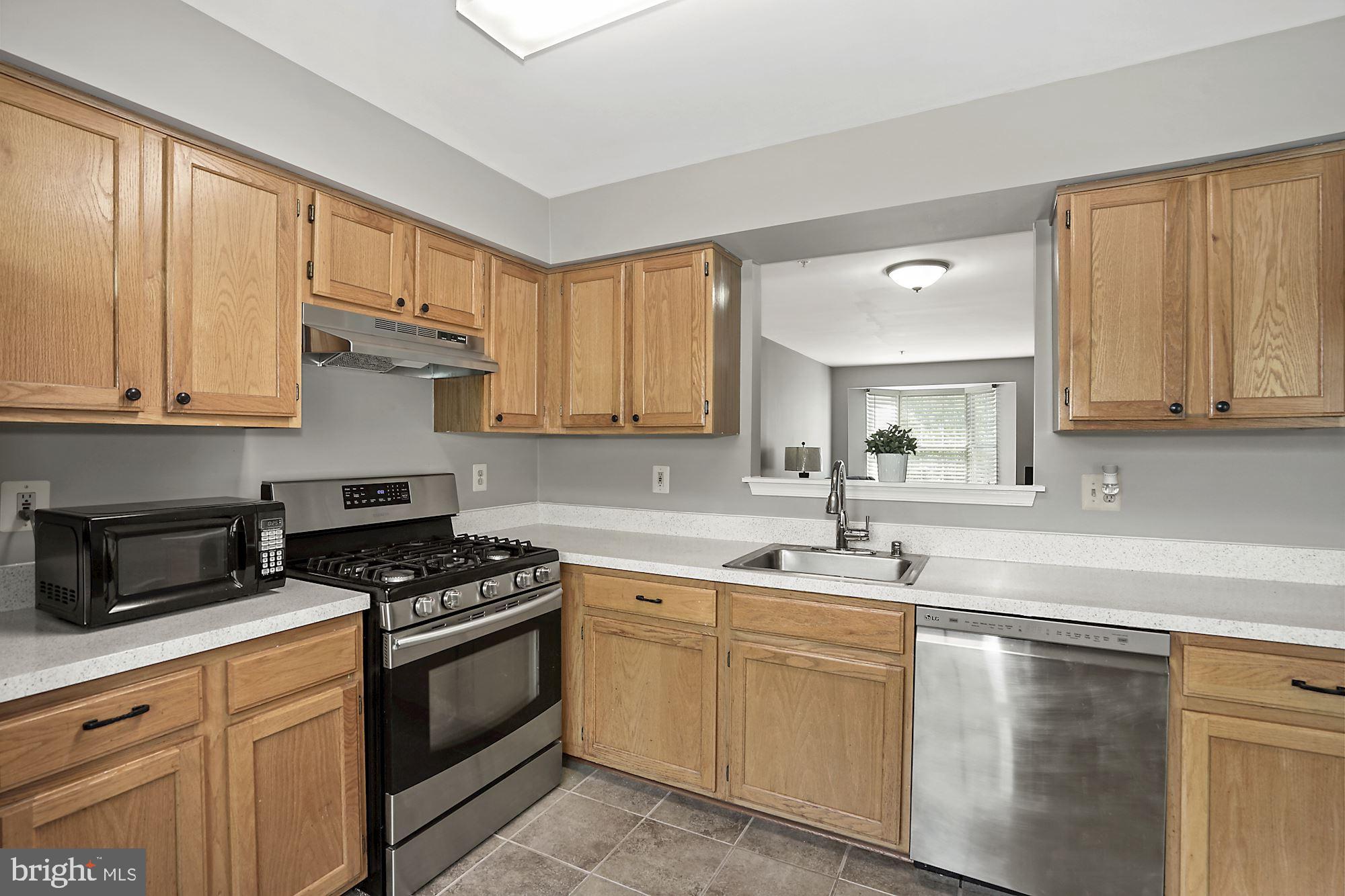 YORKSHIRE KNOLLS - Residential