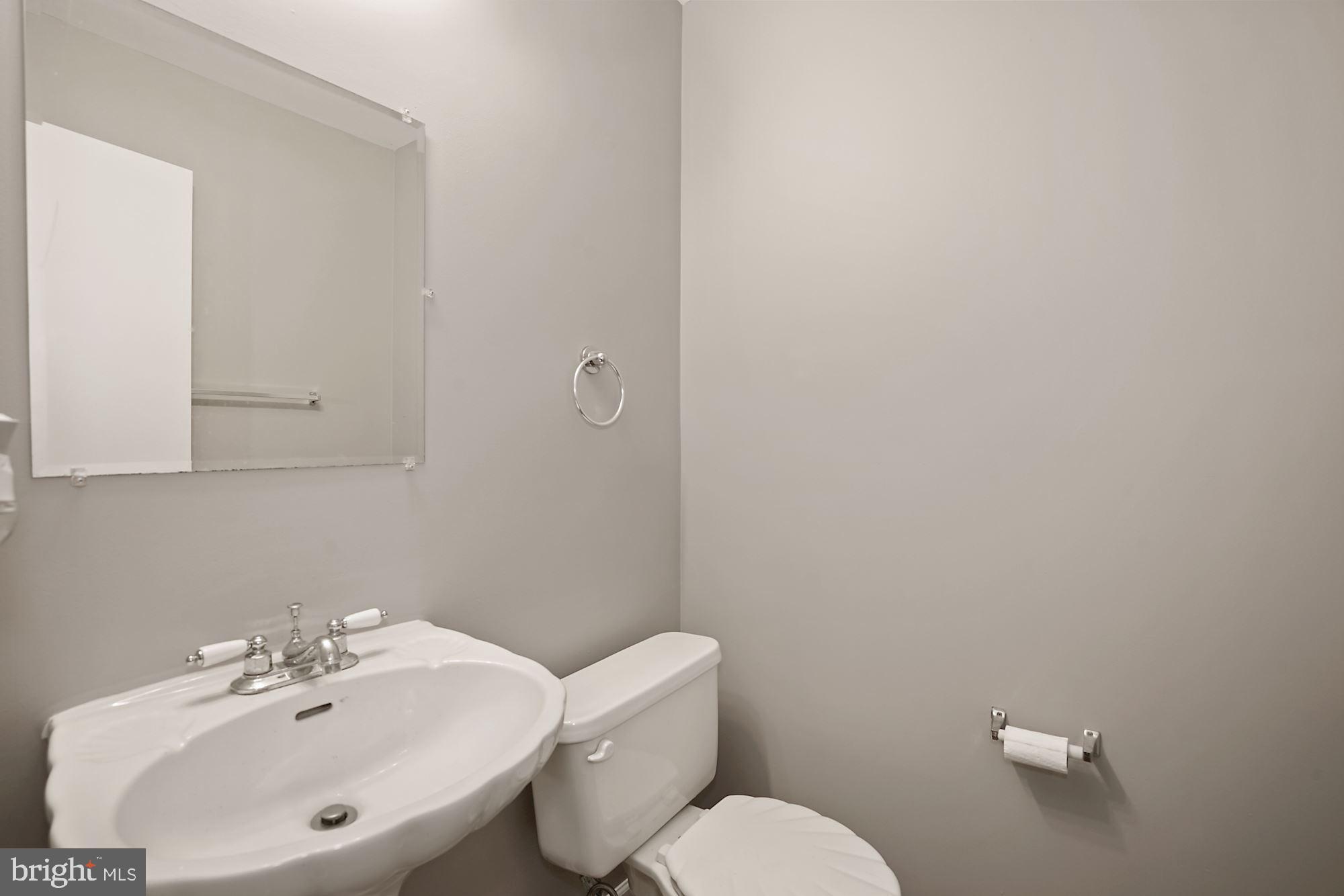 YORKSHIRE KNOLLS - Residential