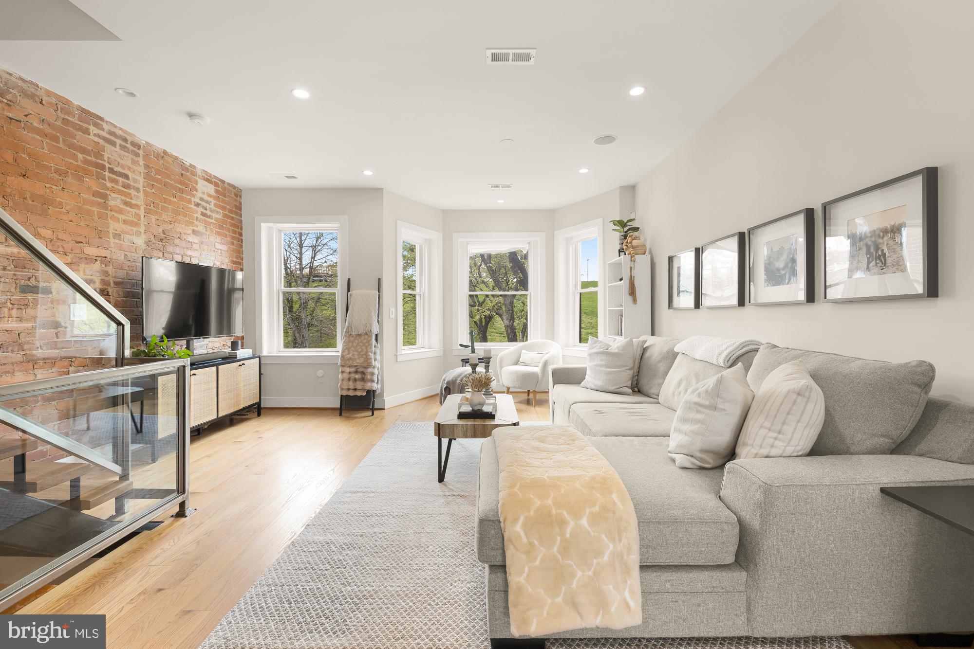 122 BRYANT STREET NW 2