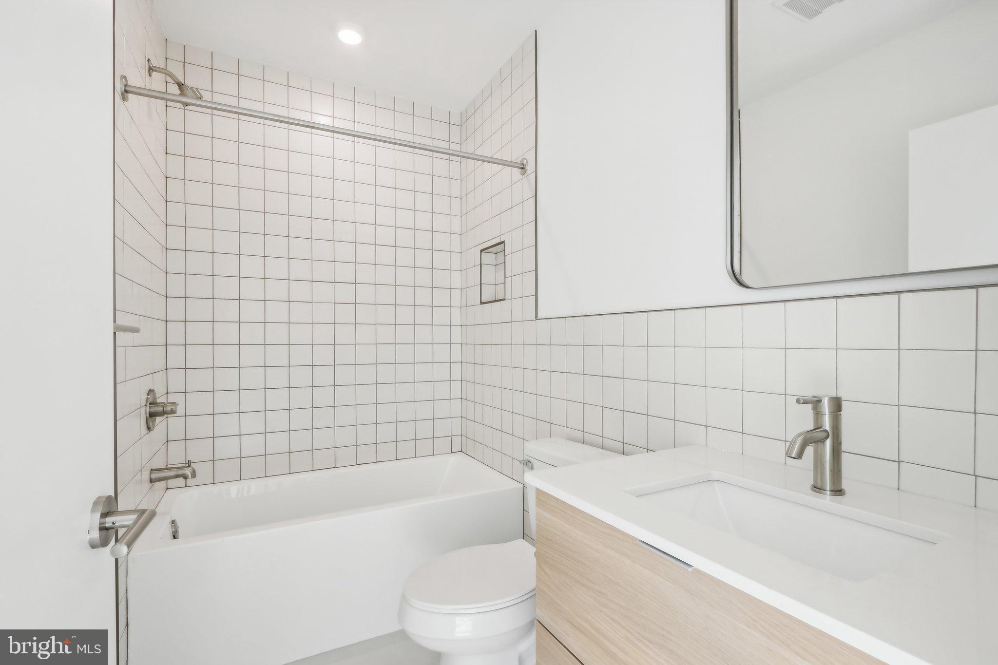 FISHTOWN - Residential Lease