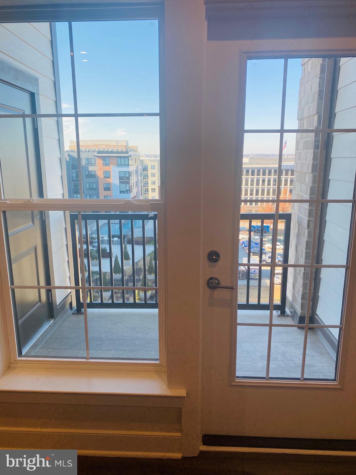 NATIONAL HARBOR - Residential