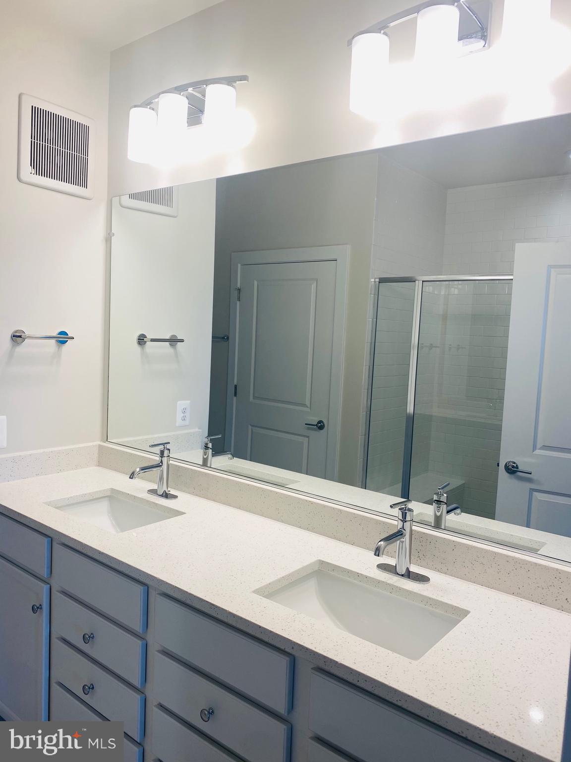 NATIONAL HARBOR - Residential