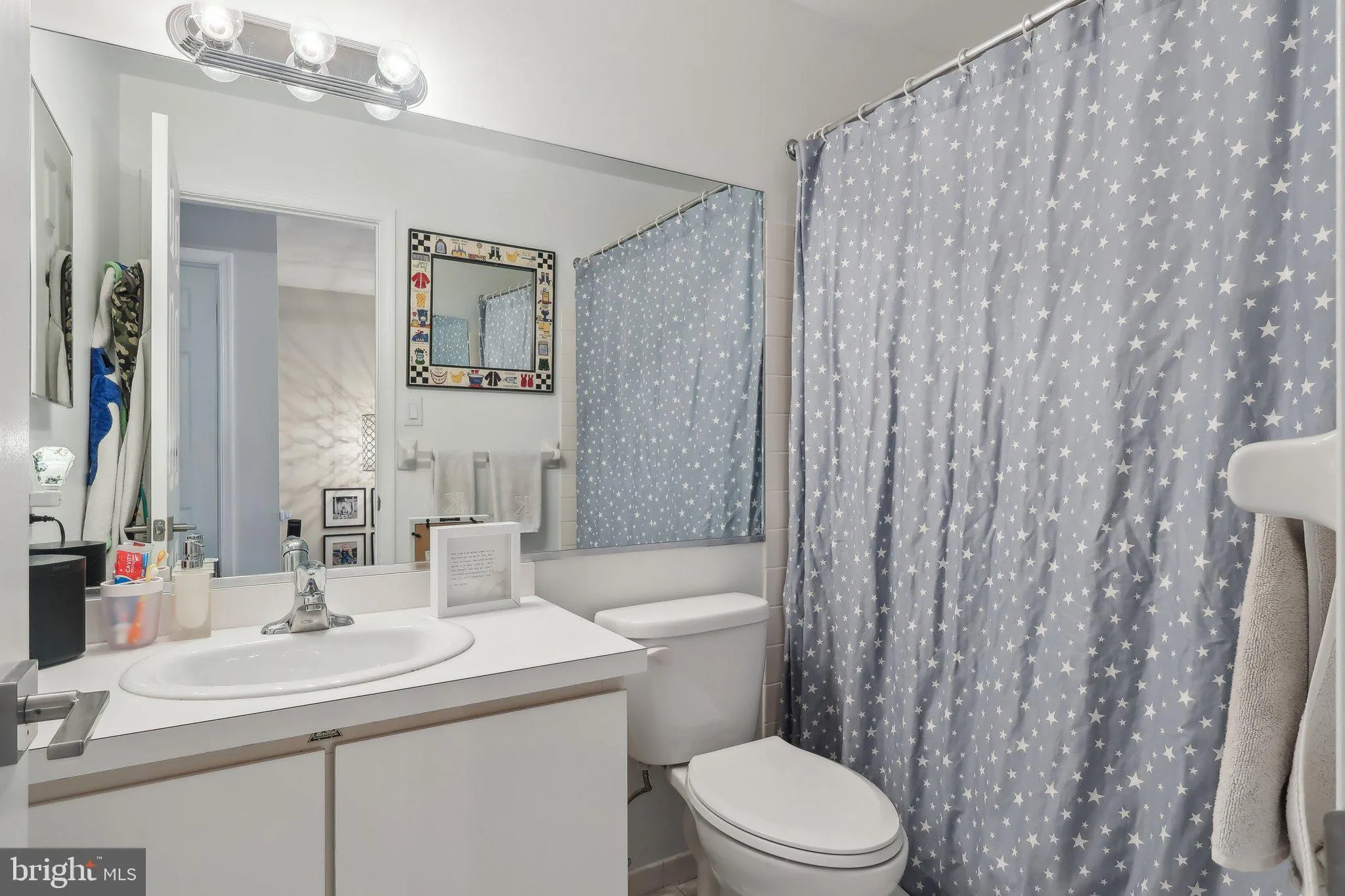 Blue Bell, Pennsylvania 19422, United States, 3 Bedrooms Bedrooms, ,3 BathroomsBathrooms,Residential,Contingent,105913