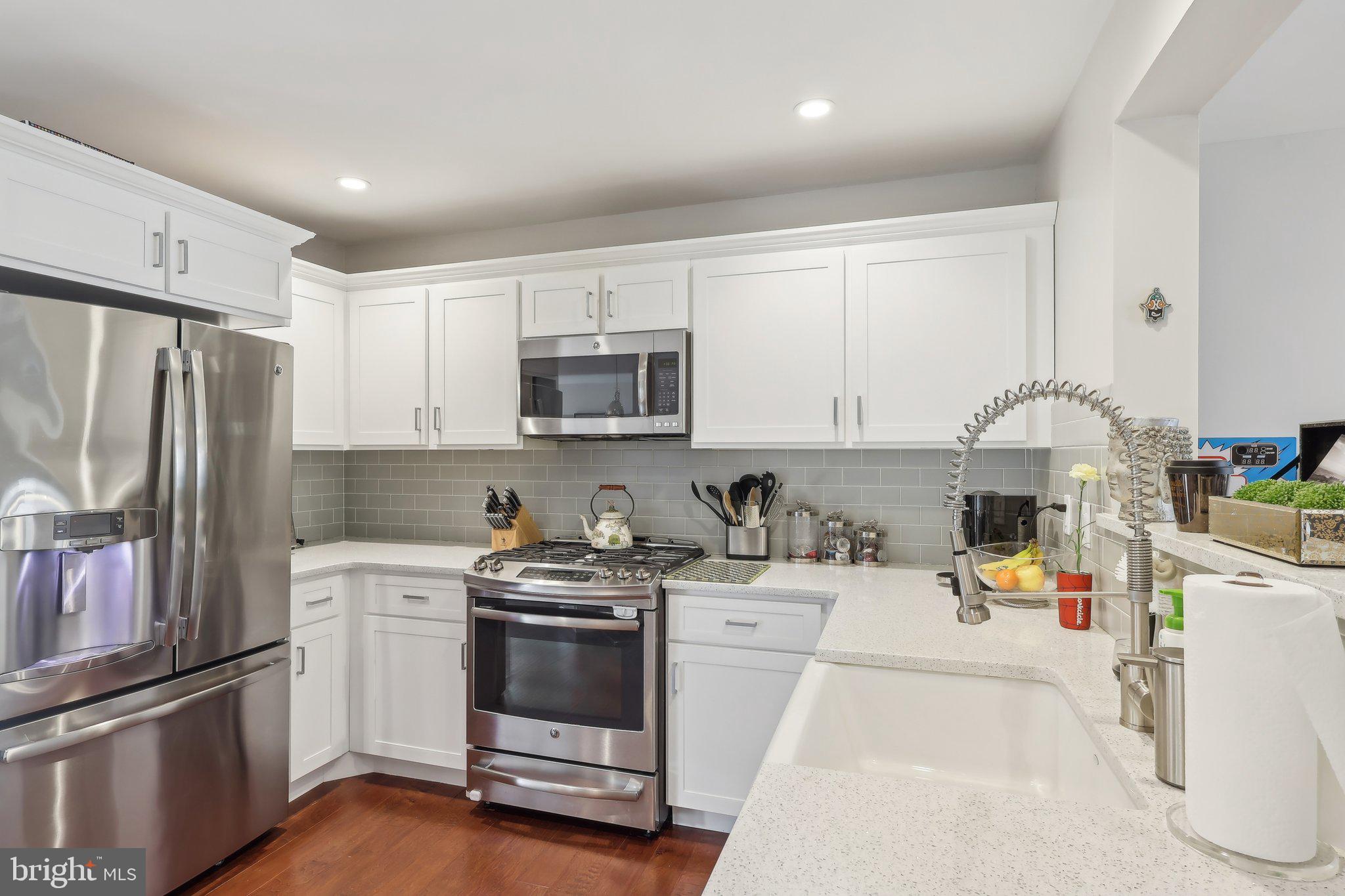 BLUE BELL WOODS - Residential