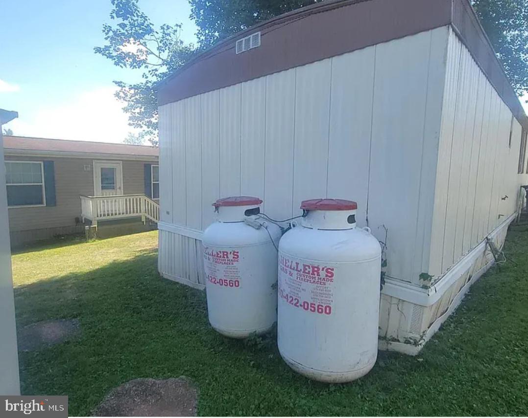 OAK KNOLL ESTATES - Residential