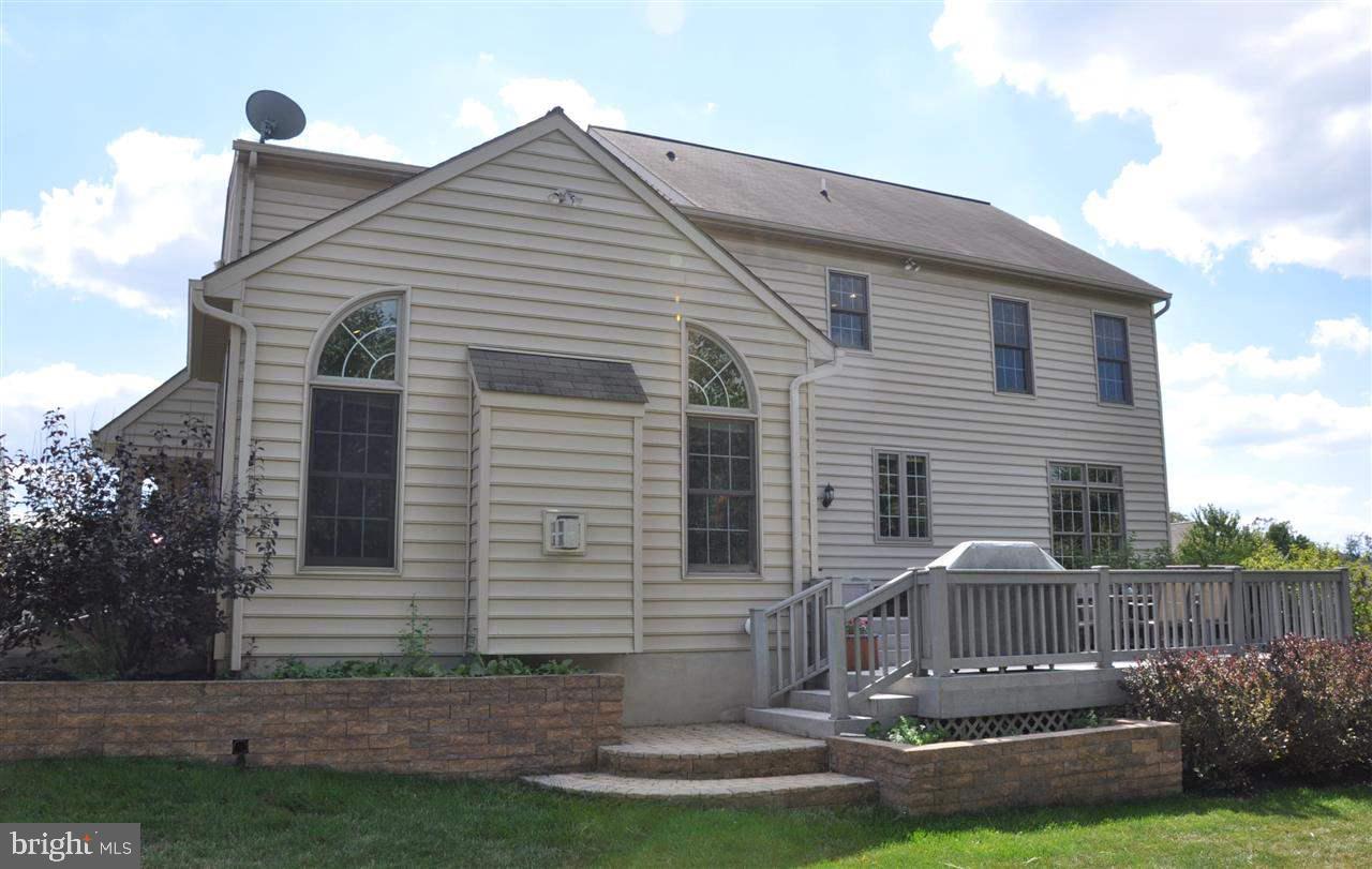 CHESTNUT RIDGE - Residential