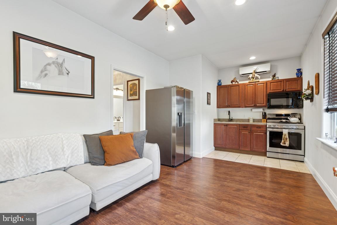 CIDER PRESS ESTATES - Residential