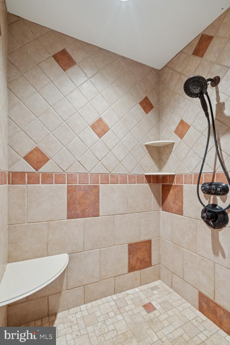 CIDER PRESS ESTATES - Residential