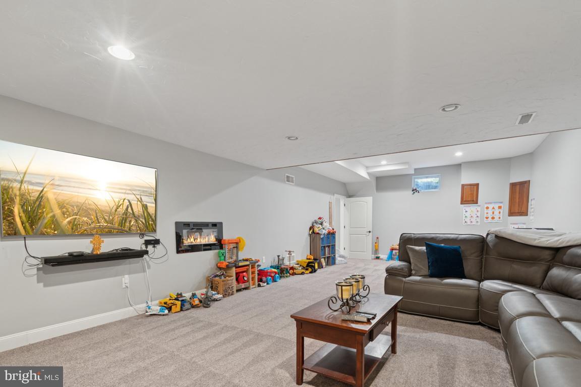 CIDER PRESS ESTATES - Residential