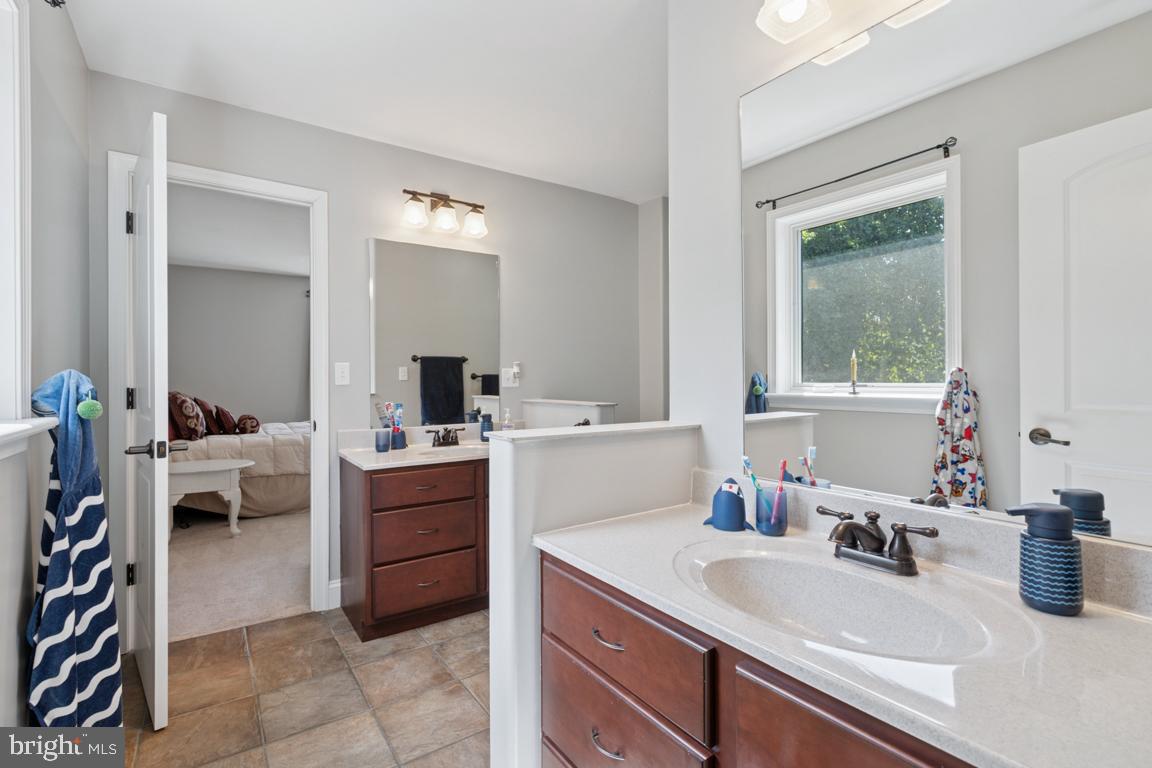 CIDER PRESS ESTATES - Residential