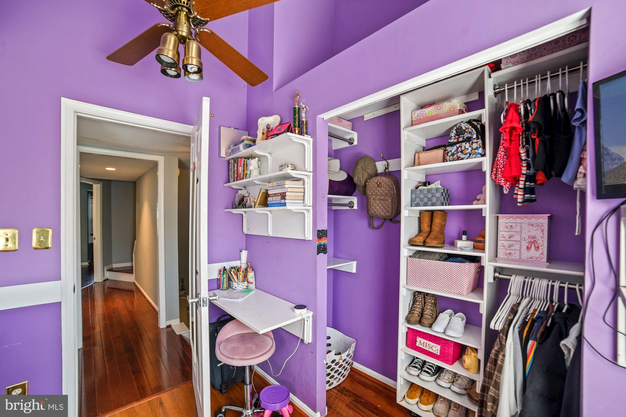 ESSEX PLACE - Residential