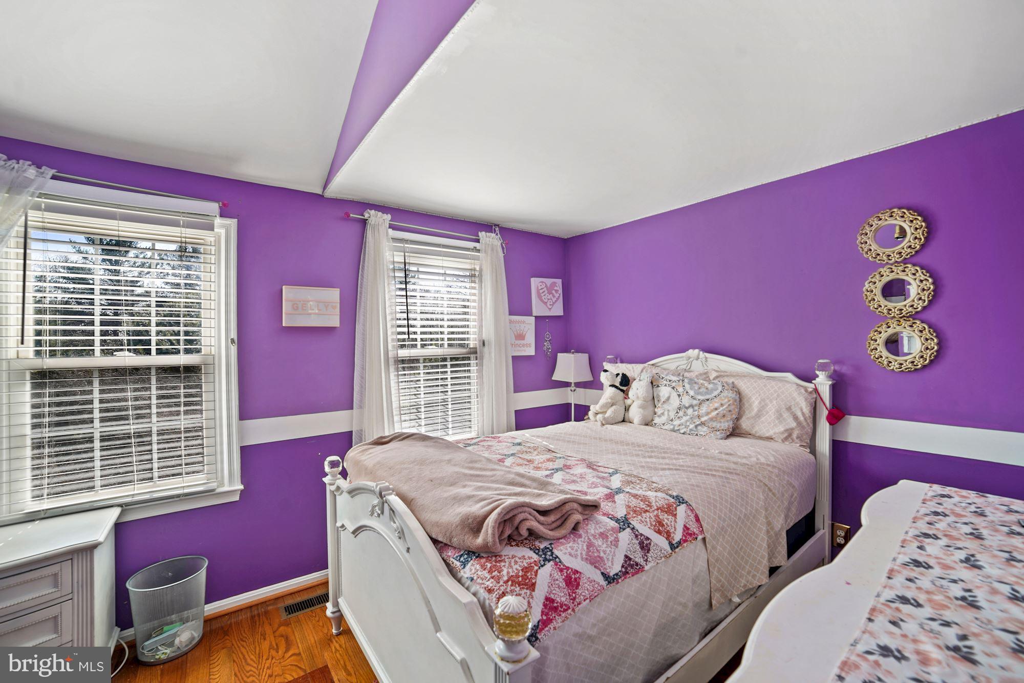 ESSEX PLACE - Residential