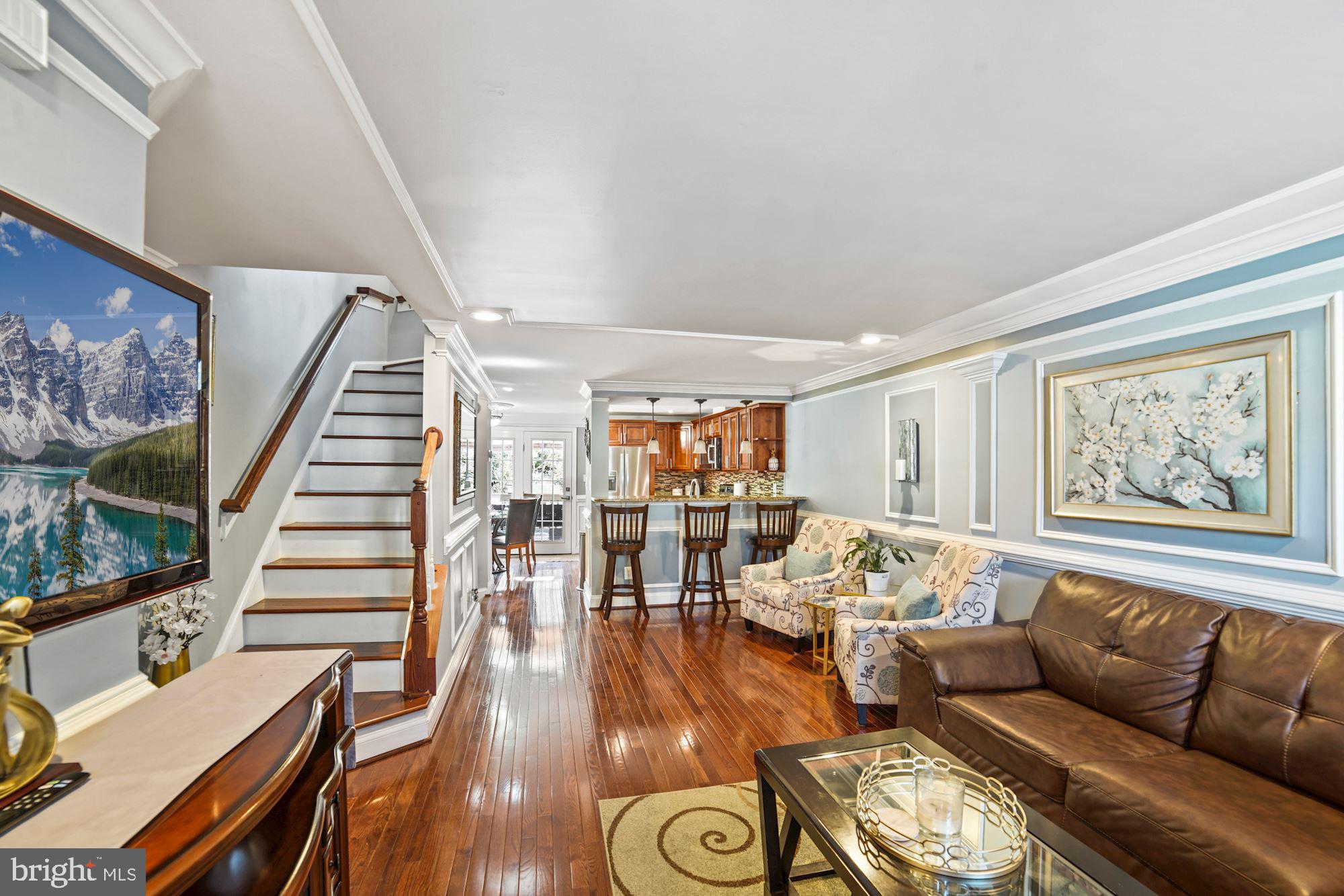 ESSEX PLACE - Residential