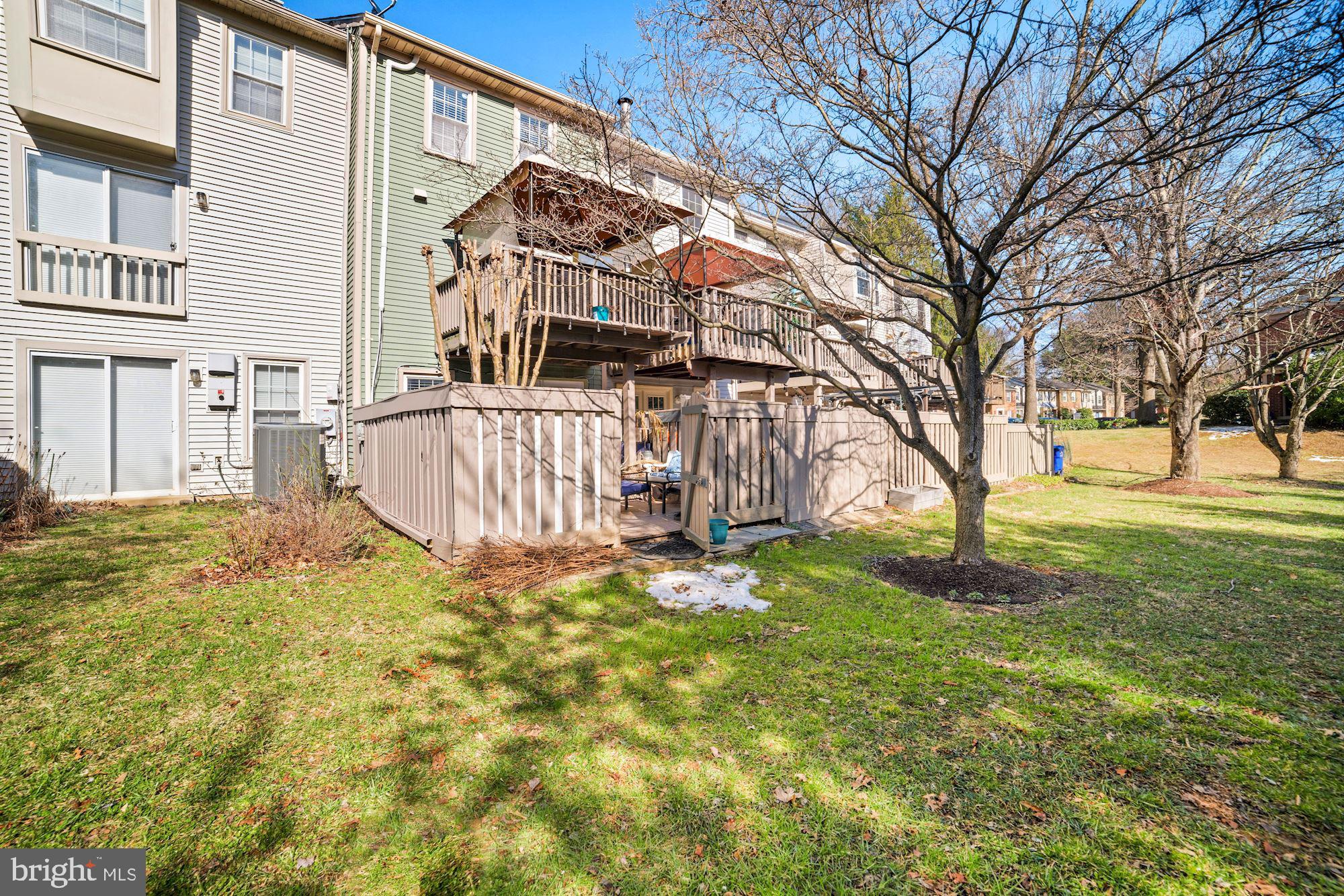 ESSEX PLACE - Residential