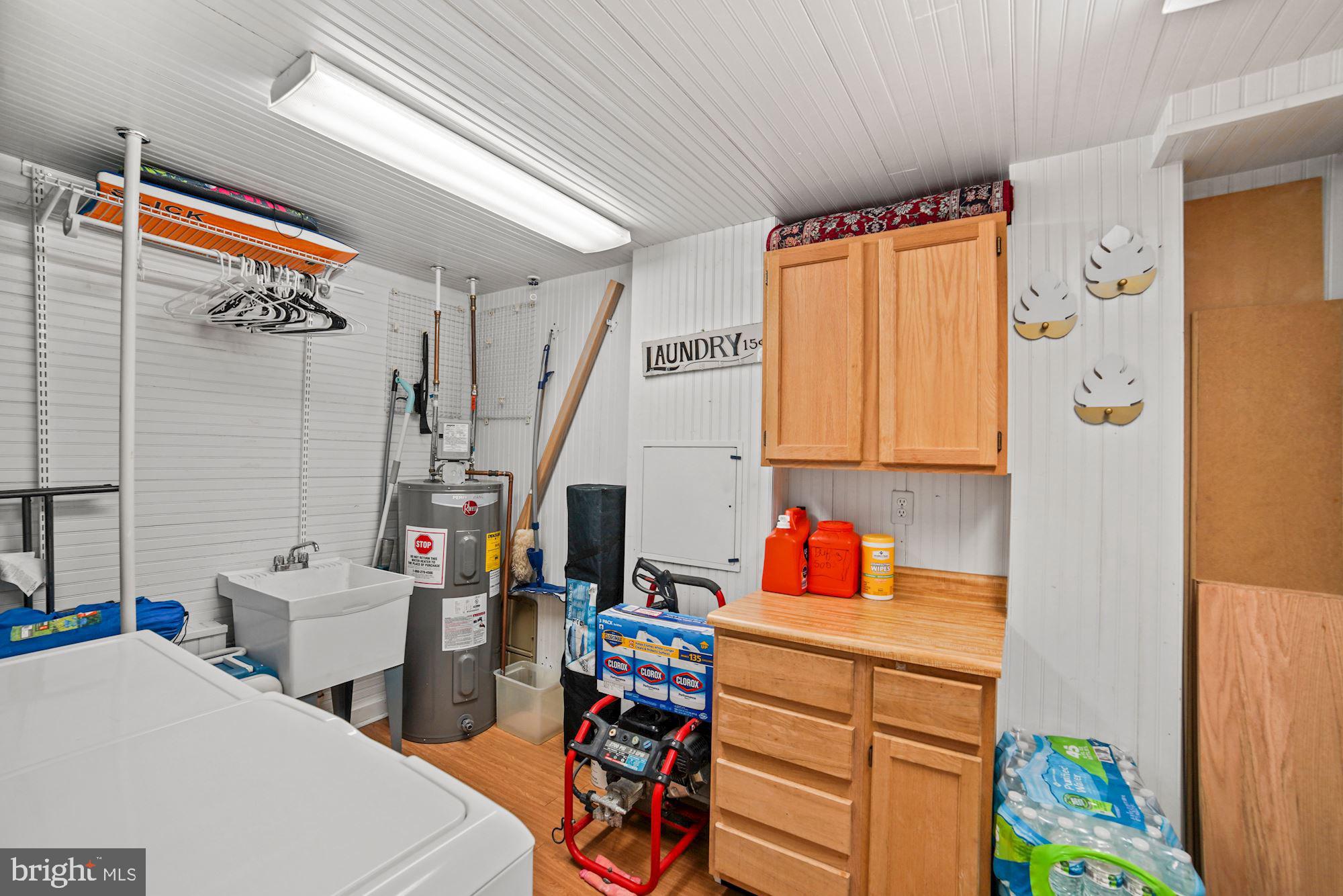 ESSEX PLACE - Residential