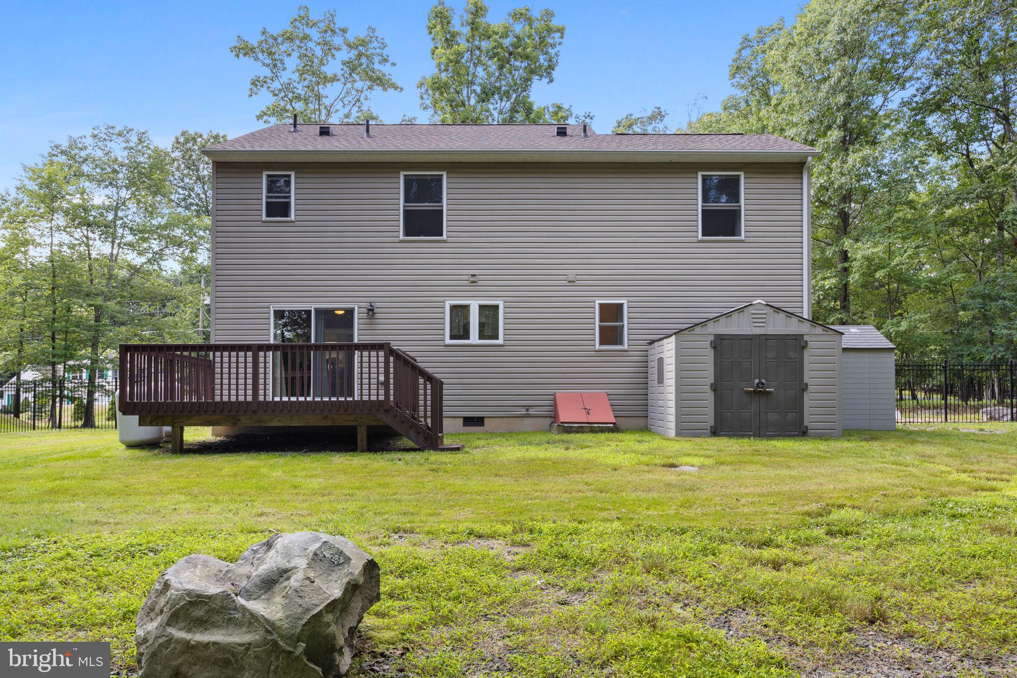 POCONO HIGHLAND EST (POC) - Residential