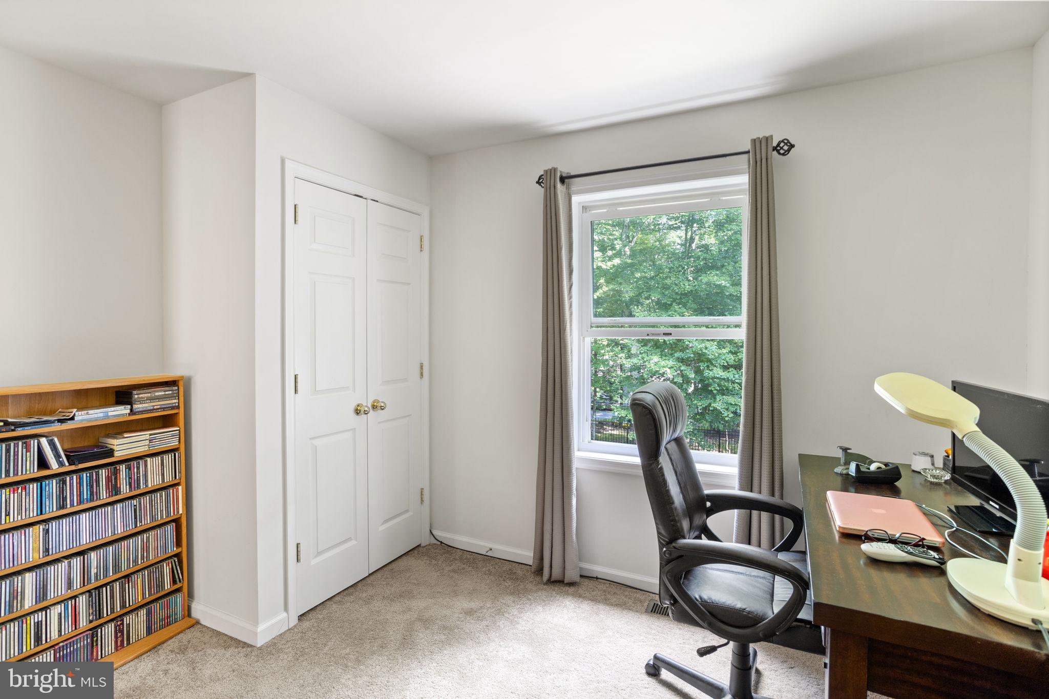 POCONO HIGHLAND EST (POC) - Residential