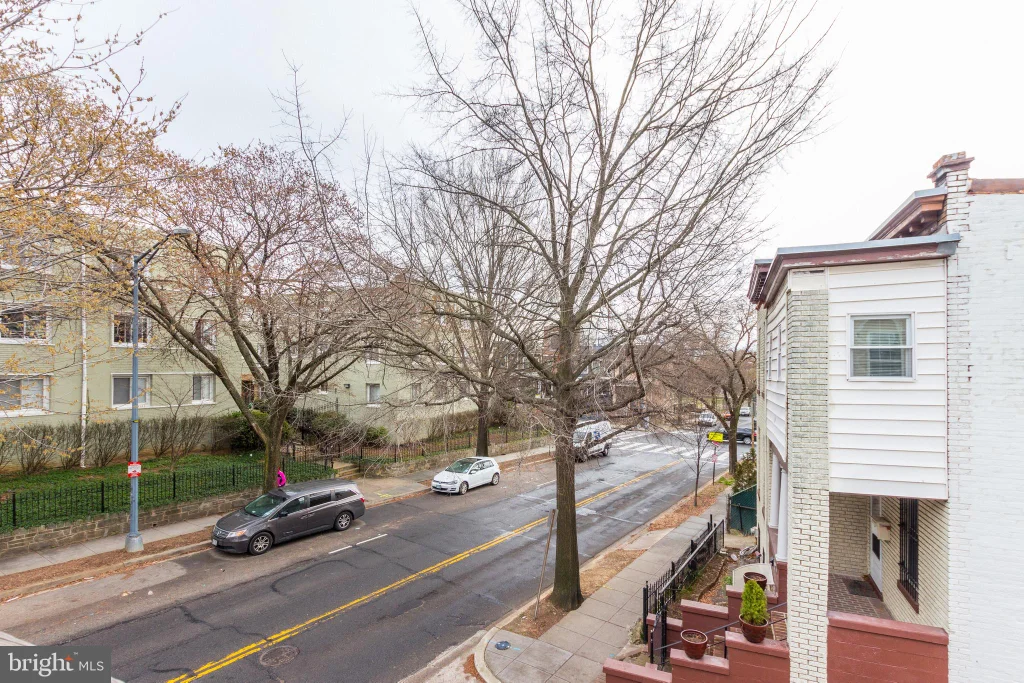 37 Todd Place NE Unit 3, Washington, DC 20002