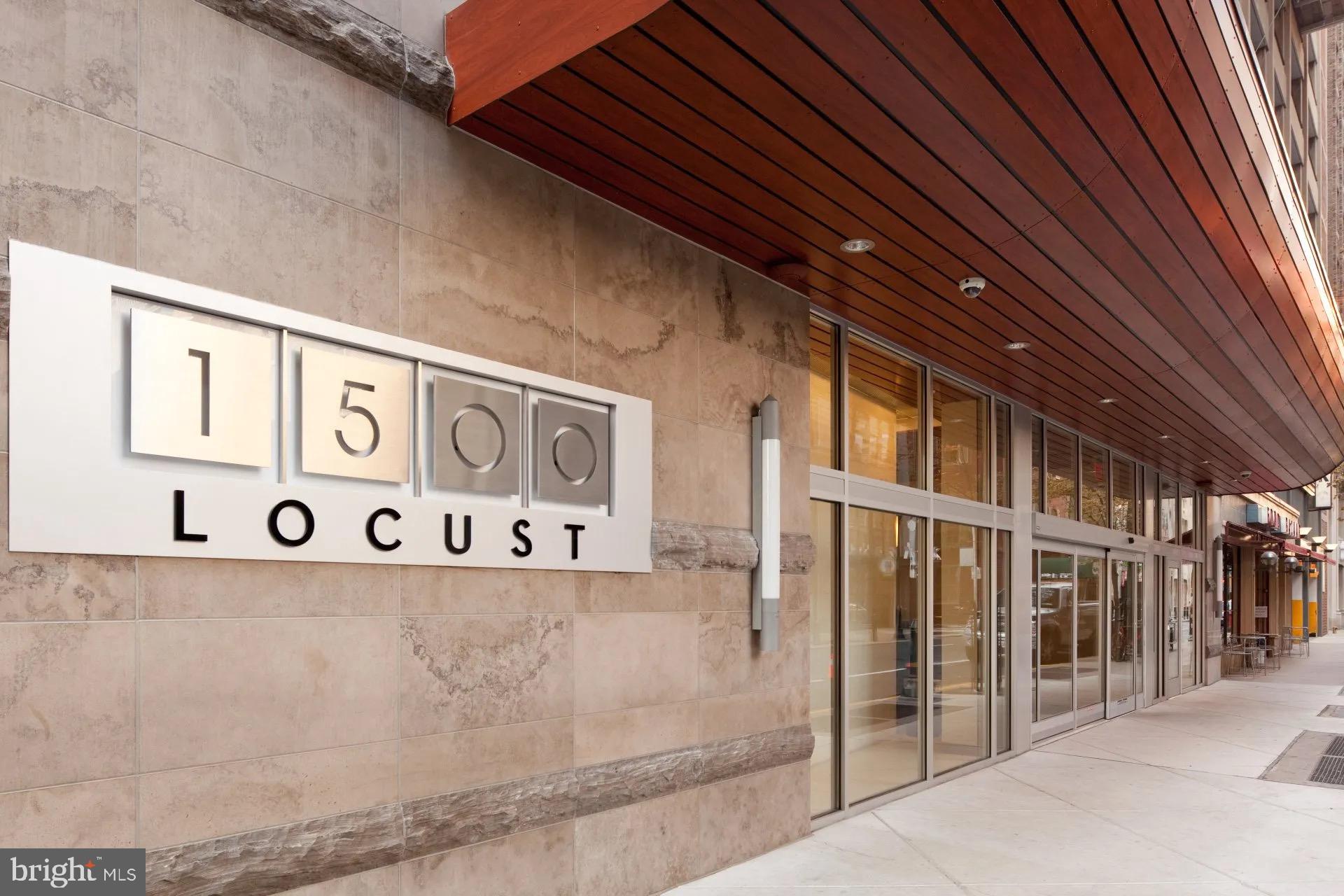 1500 LOCUST STREET 0B-1602