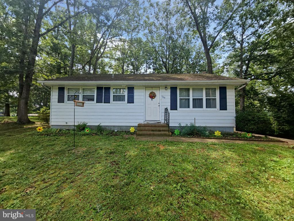 Photo of 109 W Dawson Drive, BRIDGETON, NJ 08302 (MLS # NJCB2026334)