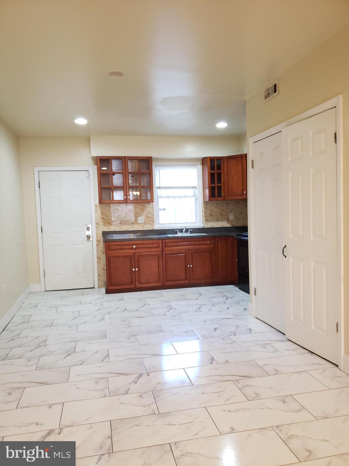 PHILADELPHIA (NORTH) - Residential